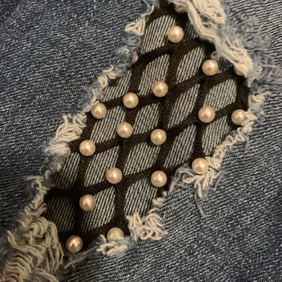Guess ripped jeans with pearls - Picture 2 of 2